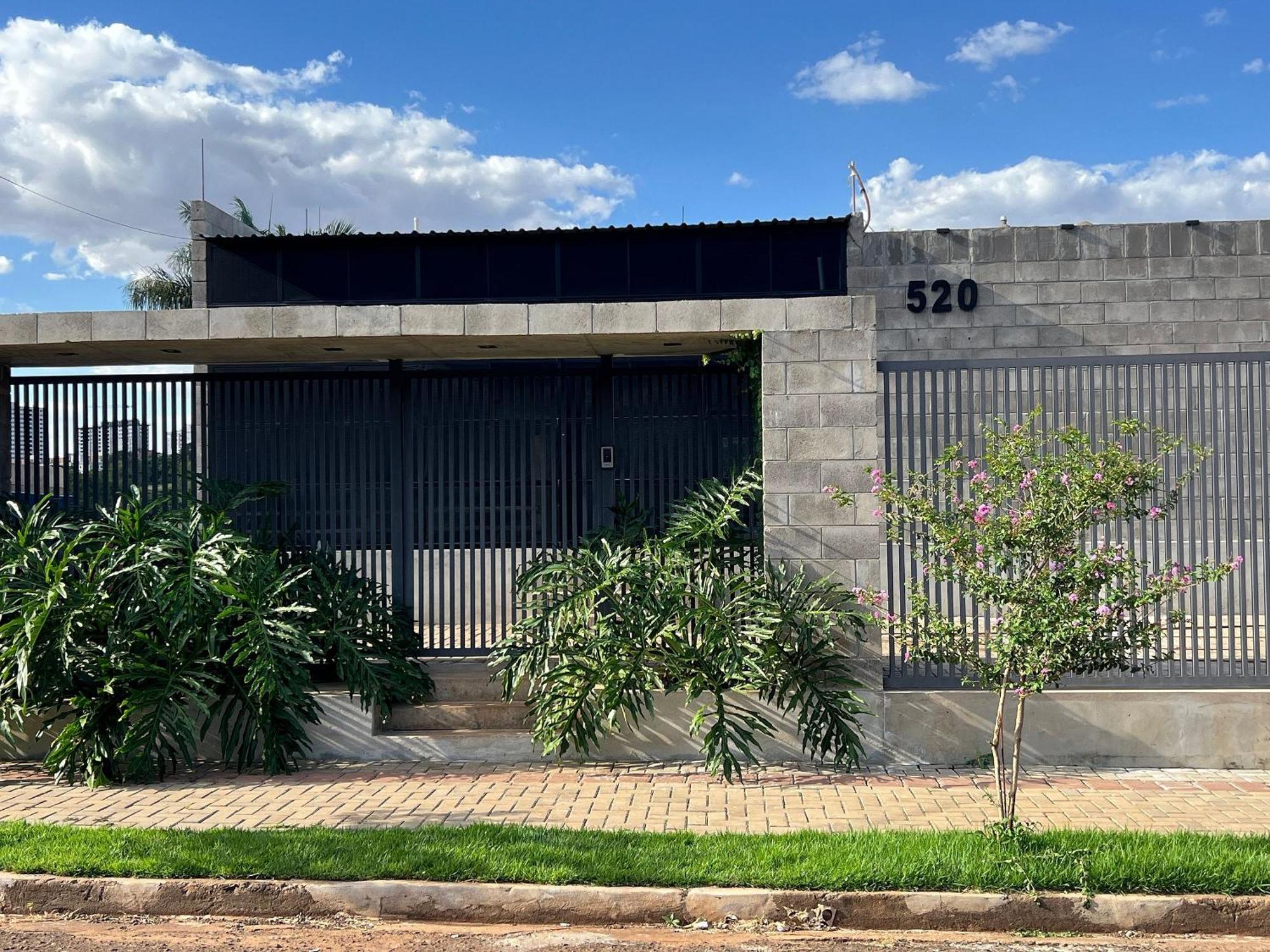 Kazuo520 - Studios Industriais Confort Londrina Exterior foto